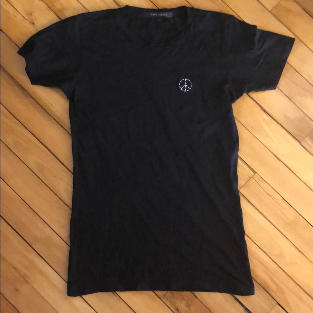 MARC JACOBS ☮️ tee